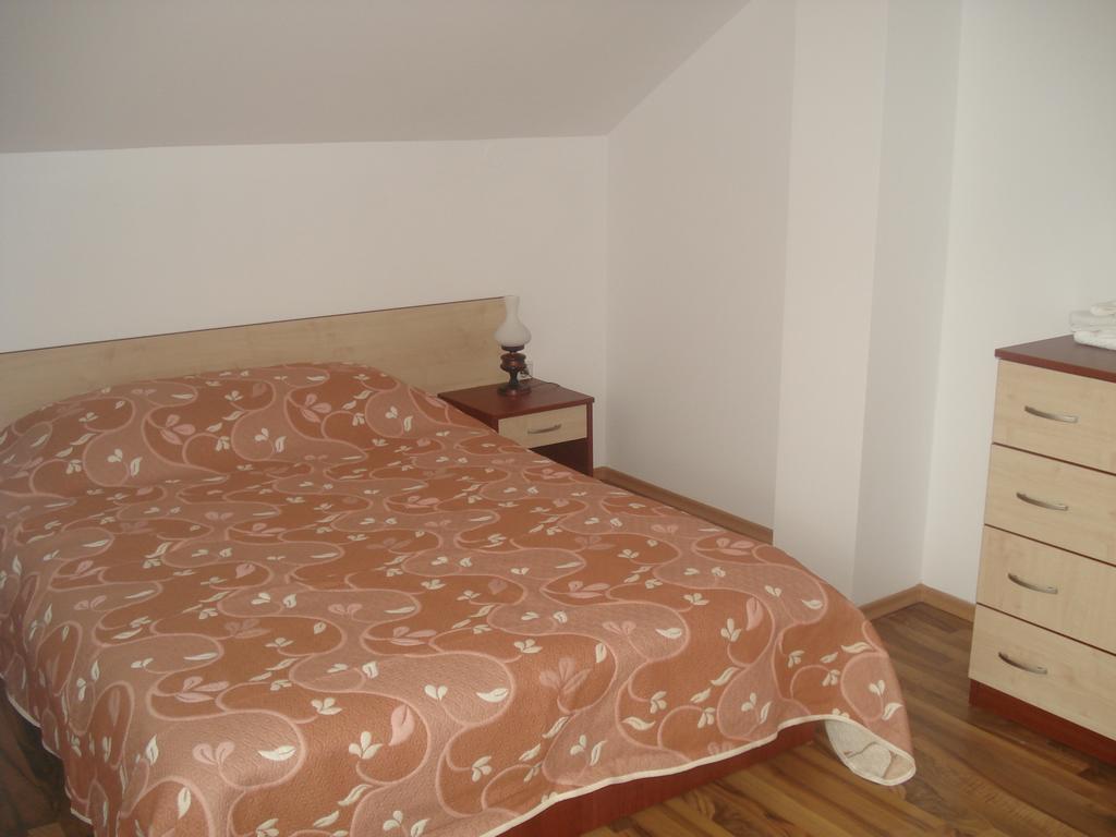 Kisiovi Apartment Девин Экстерьер фото
