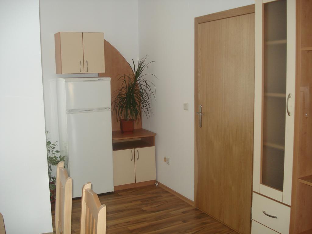 Kisiovi Apartment Девин Экстерьер фото