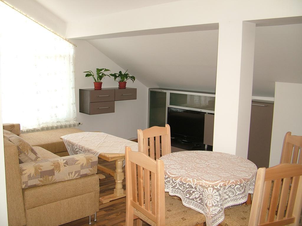 Kisiovi Apartment Девин Экстерьер фото